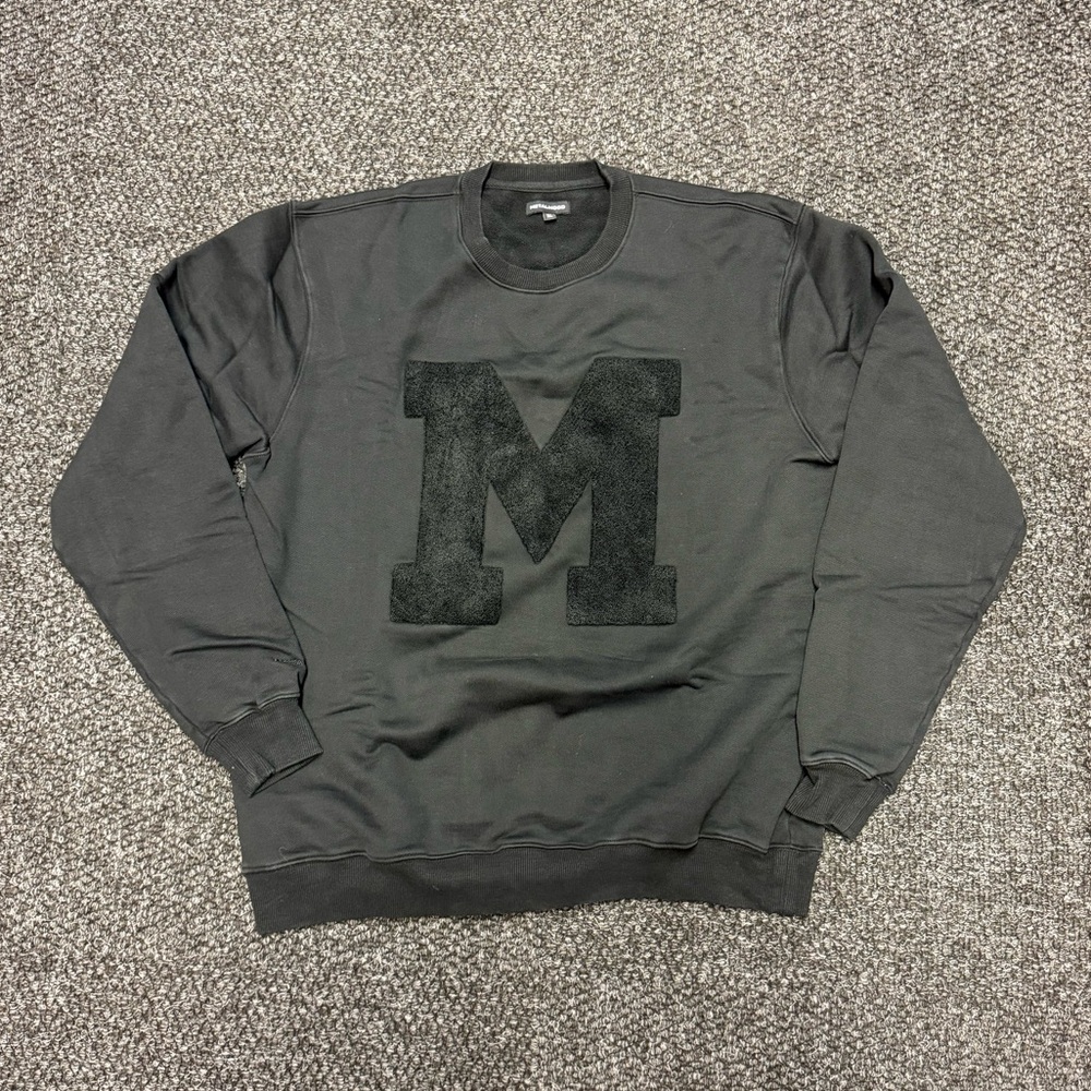USED Metalwood crewneck size XL